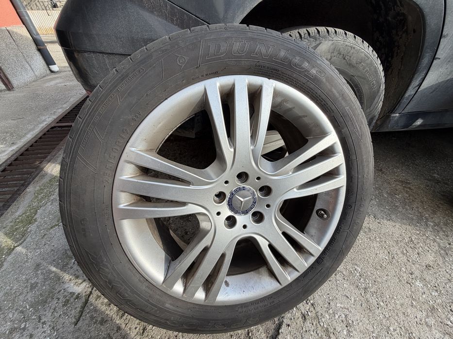 гуми  с джанти за Мерцедес 7,5 Jx19 ET 47/235х50R19