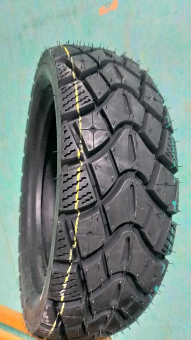 Продаётся пакрышки шины для скутеровНОВЫЙ.