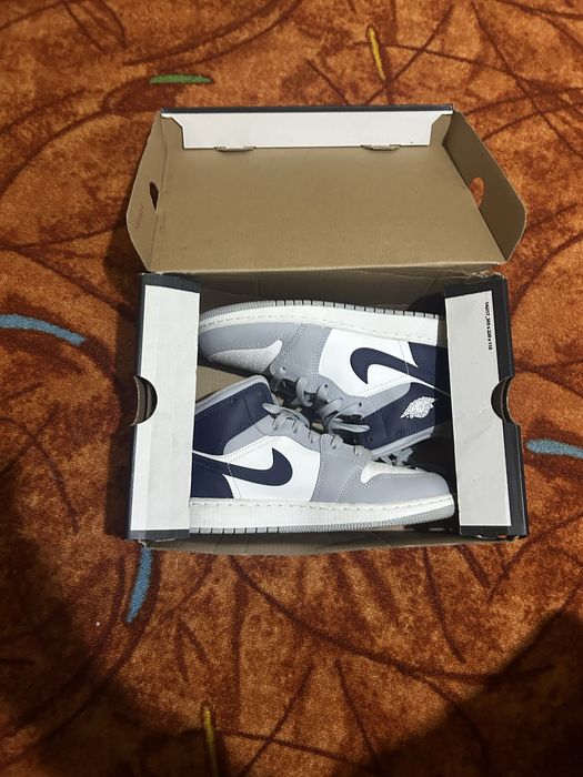 Vand Jordan 1 MID