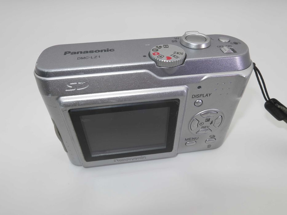 Panasonic Lumix DMC LZ1 компактен цифров фотоапарат с 6х оптичен зум, сива цифврова камера в отлично състояние, работи перфектно