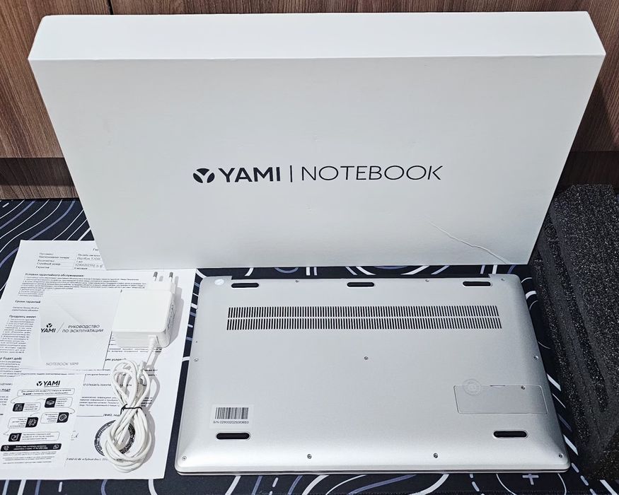 Ультрабук YAMI ssd256,ozu16, 2025!