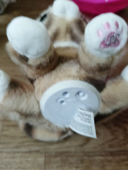 Продам игрушку котик