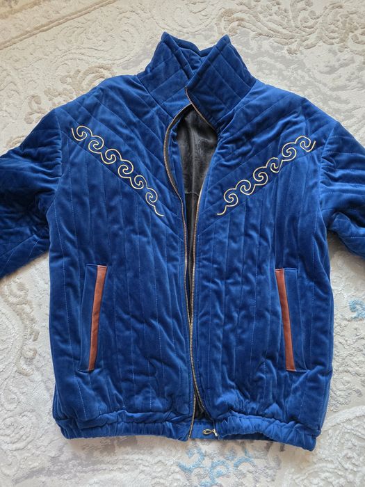 Мужская куртка..