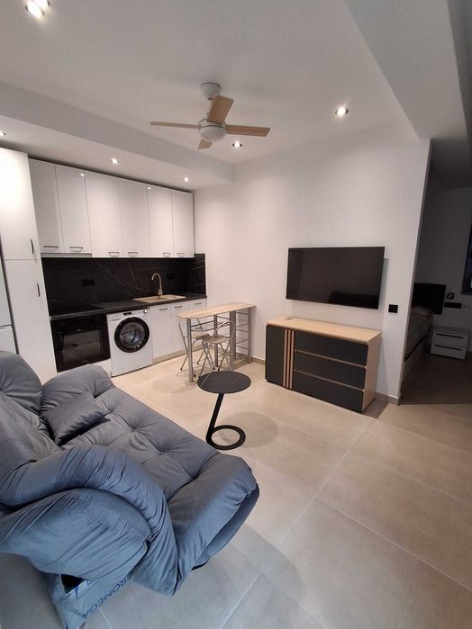 Inchiriez apartament zona centrala
