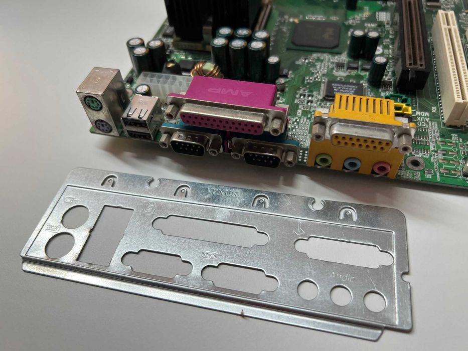 MSI MS-6337 815EPT PRO VER5 + Pentium III 1.4 Ghz Tualatin