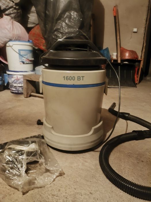 Строительный пылесос 1600w