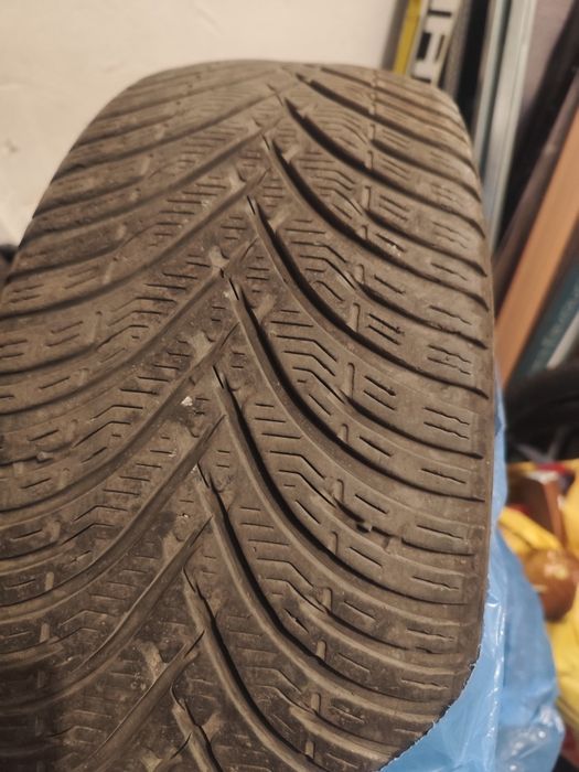 Зимни гуми bfgoodrich 215 60 16