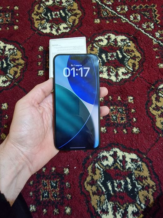 Iphone 15 Pro Max. 256GB Emkost 85%  Ayol kishi ishlatgan xolati idyol