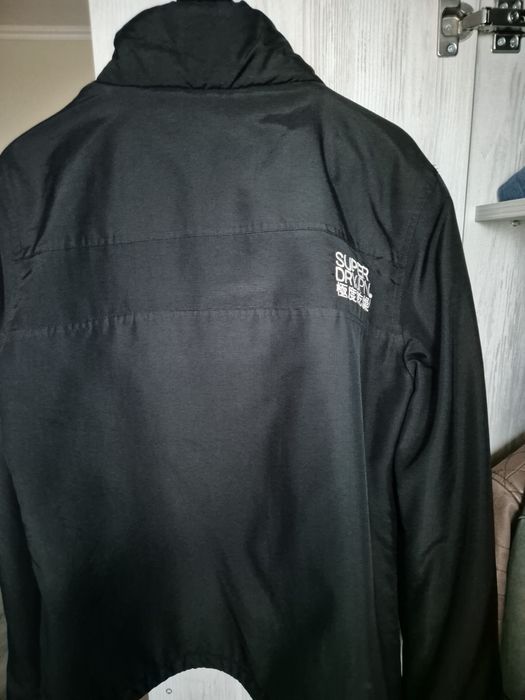 Яке марка Superdry
