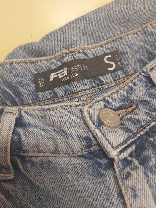 Дамски дънки- много запазени