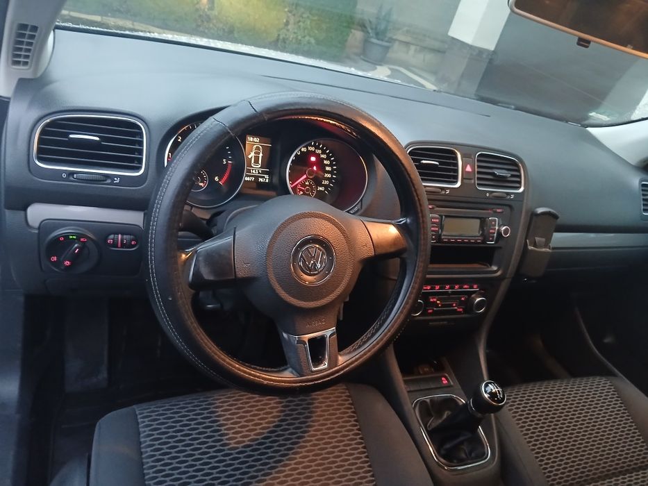 VOLKSWAGEN Golf 2010 — imagine 3