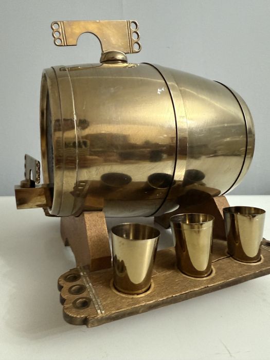 Винтажный набор для напитков