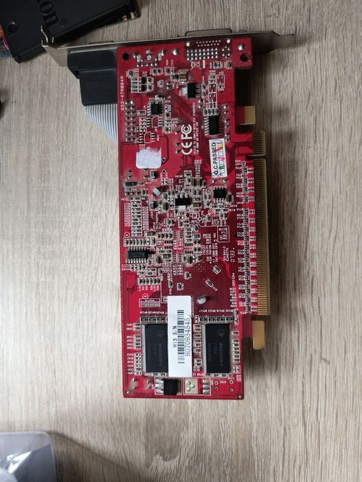 Placa video HIS ATI Radeon X300SE 128MB GDDR, 64bit, DVI, PCI-E