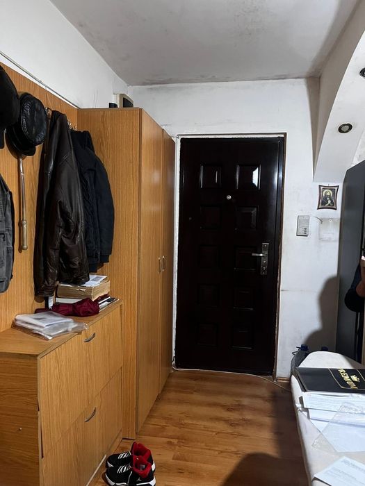 Proprietar - Apartament 3 camere Craiova, Dolj - Zona Lăpuș Argeș