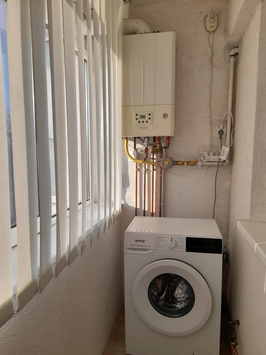 Apartament trei camere