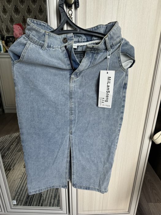 Продам летние вещи(платья, юбку, блузку)