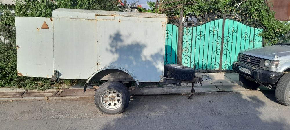 Продаю прицеп легковой.