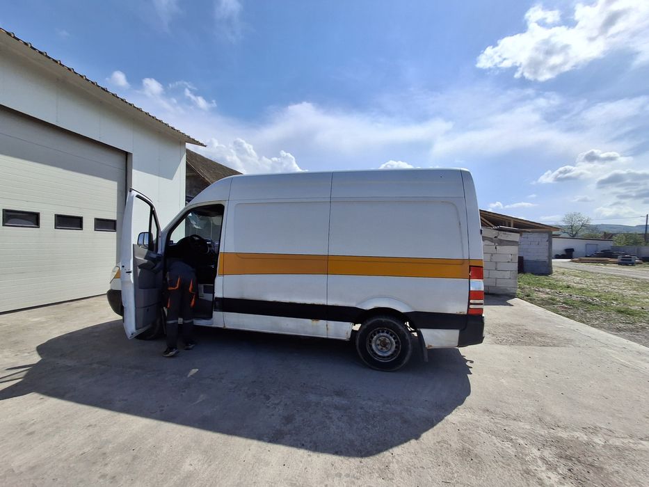 Mercedes Sprinter 313 sau schimb cu basculanta