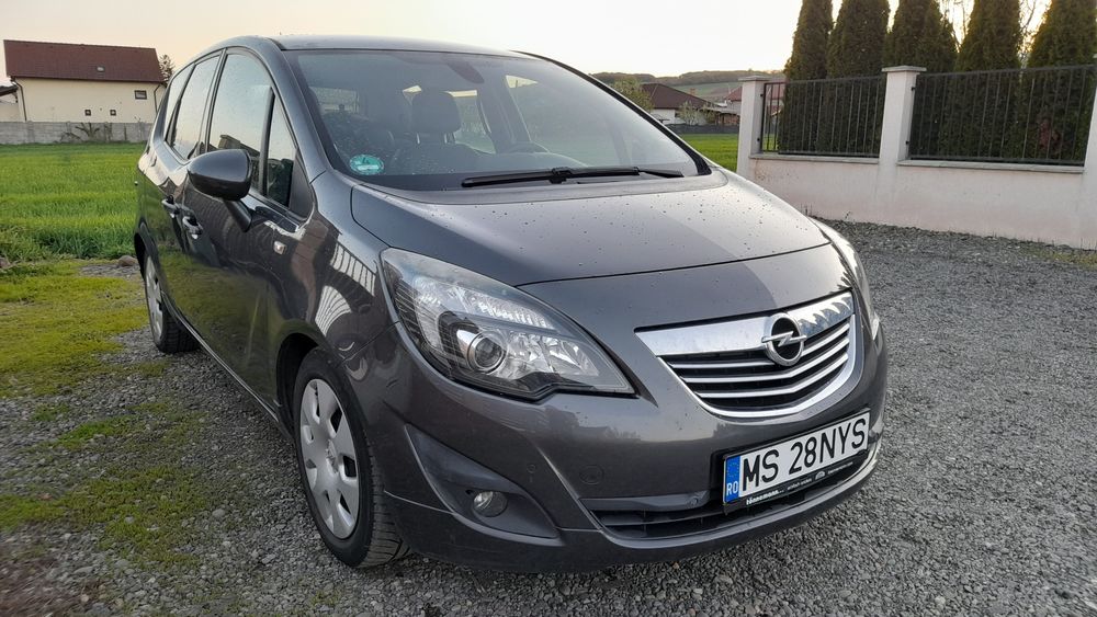 Opel Meriva B, cutie automată