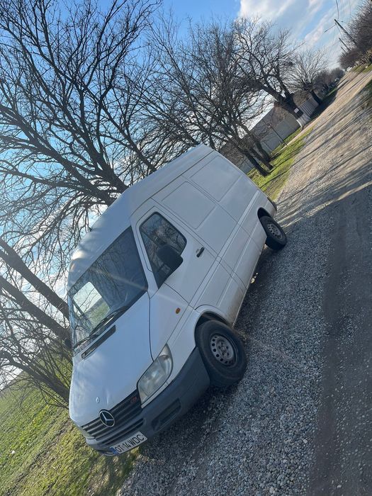 Mercedes sprinter