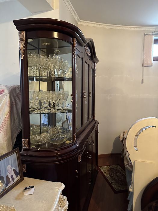 Сервант для посуды