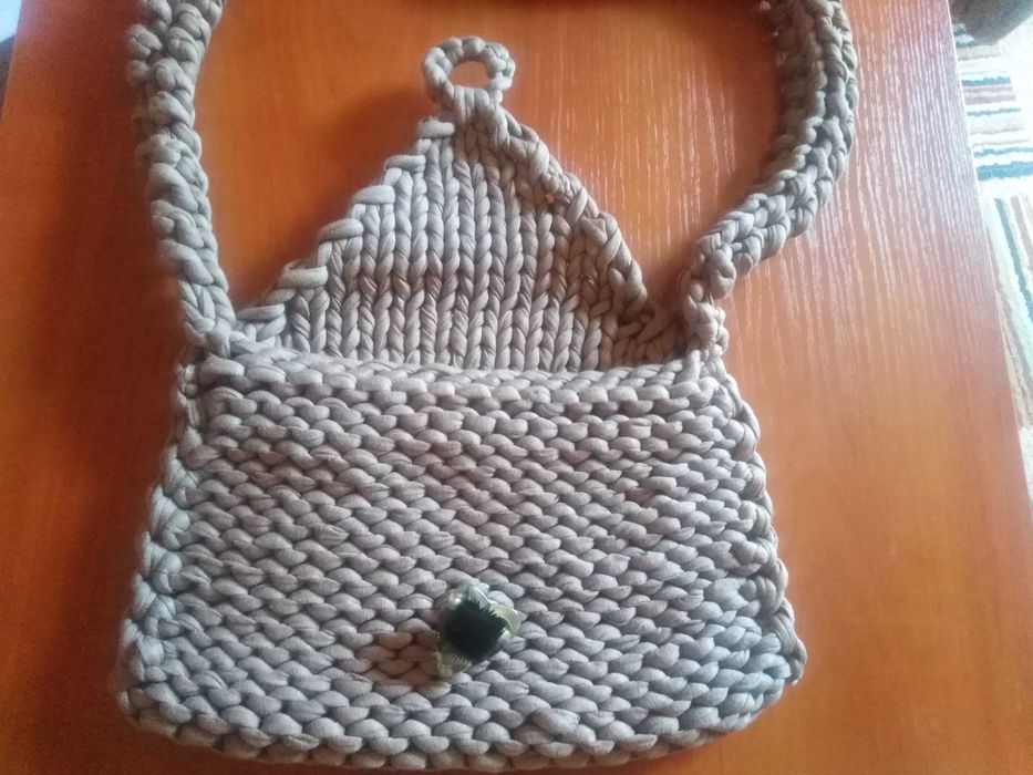 Плетена дамска чанта
