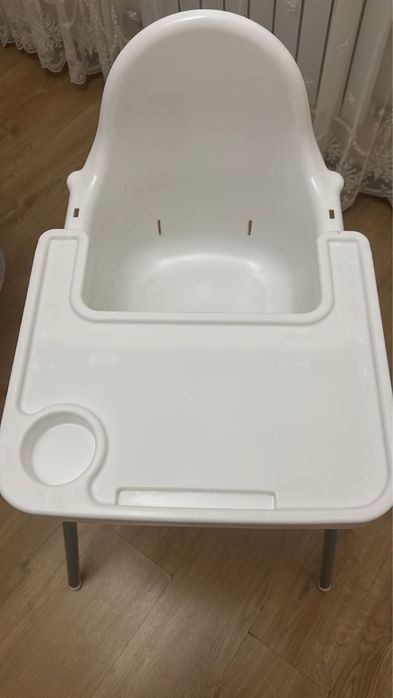 Стол для кормления.