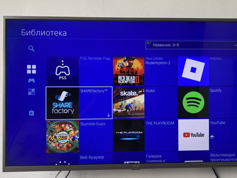 Продам PlayStation 4 Pro 1TB