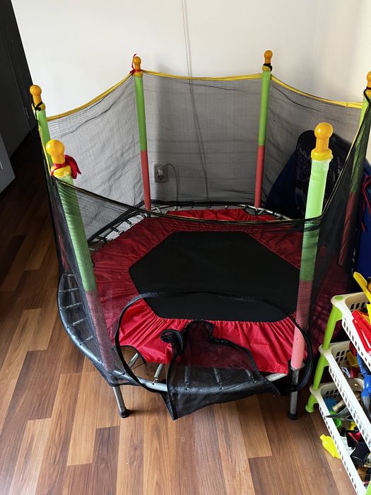 Батут каркасный детский