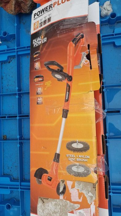 Mașină de tuns iarba fără fir PowerPlus,