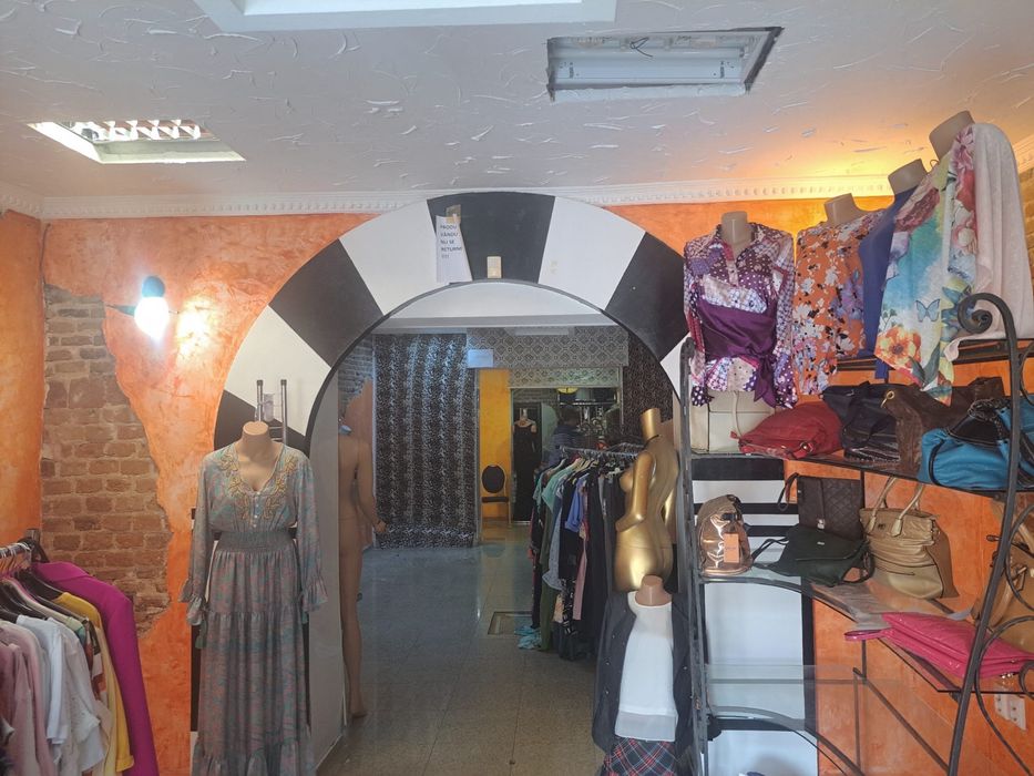 Inchiriez spatiu comercial in zona centrala