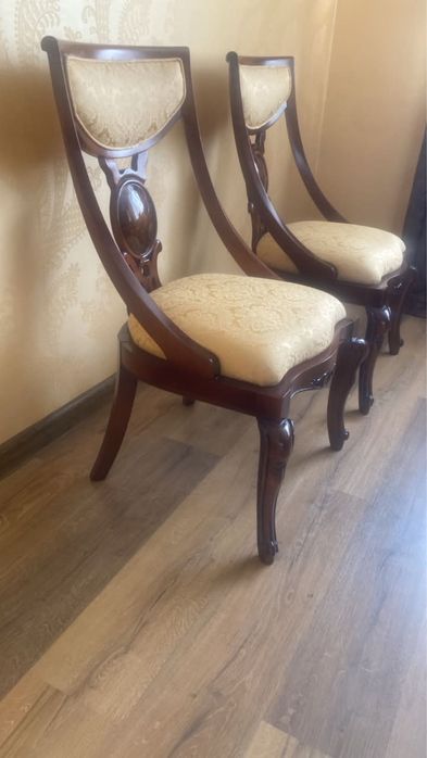 Продам мебель в столовую Carpenter