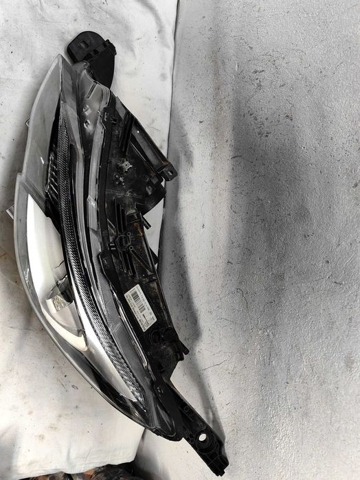 Оригинален фар Пежо 2008  Peugeot 2008 Face Led