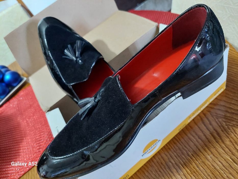 Loafers de barbati, piele naturala, bordeaux/ negri, cu 2 catarame