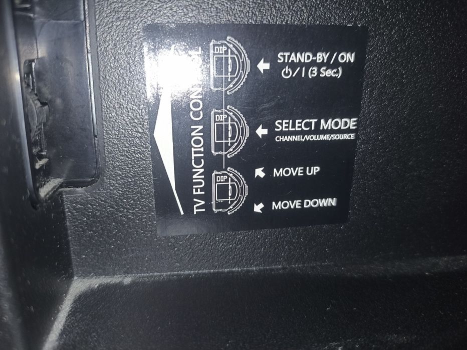 Смарт телевизор 43 инча