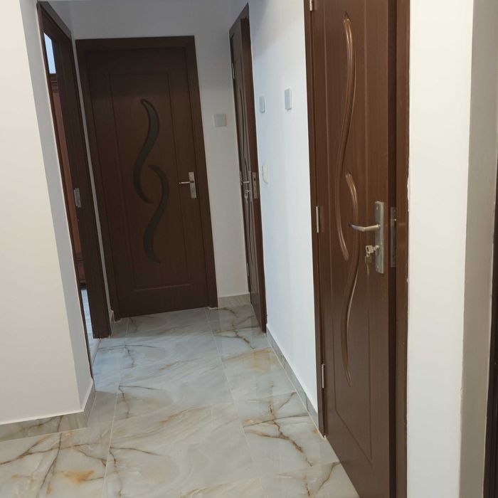 Chirie apartament 2 camere 7 Noiembrie parter inalt + garaj