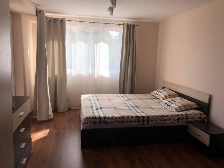 Дава се под наем Етаж от къща в Варна, Център - 85 кв.м за 750 € - Снимка #4
