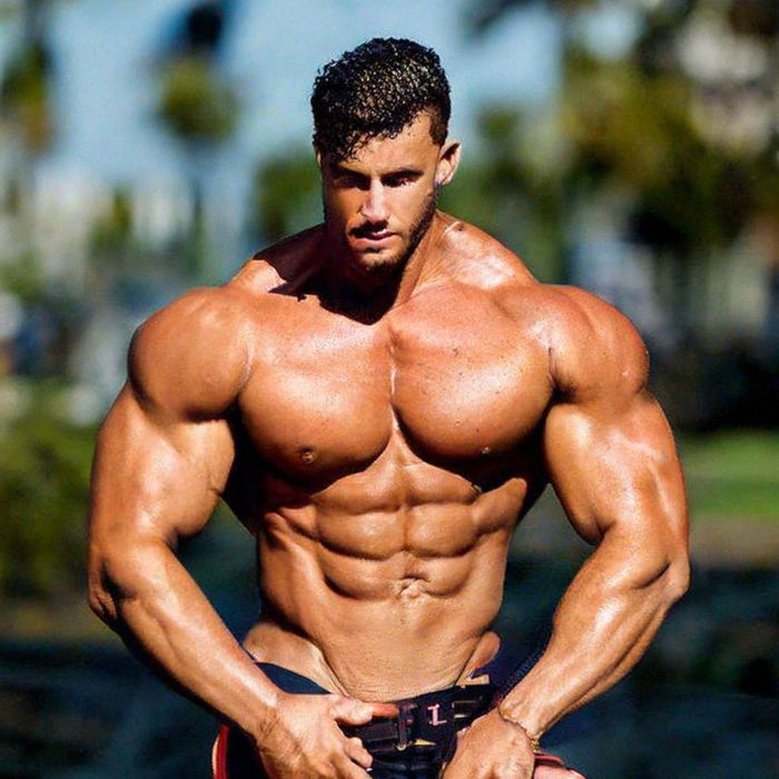 Продам абонемент Invictus Go (безлимит)