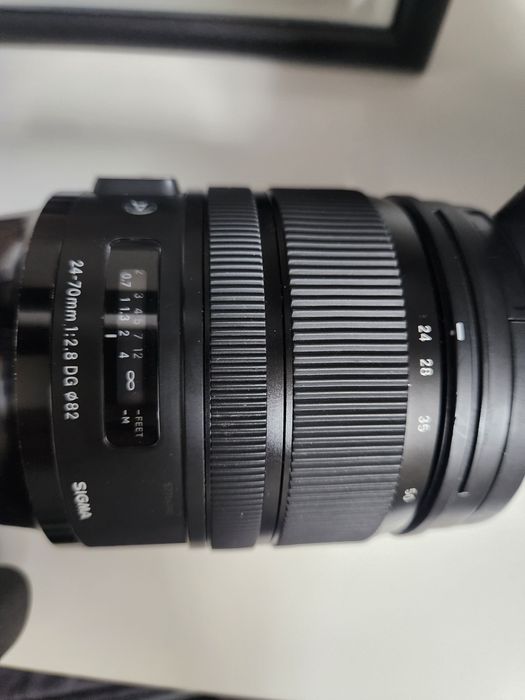 Obiectiv Sigma 24-70mm f/2.8 DG OS HSM Art (montură Canon EF)