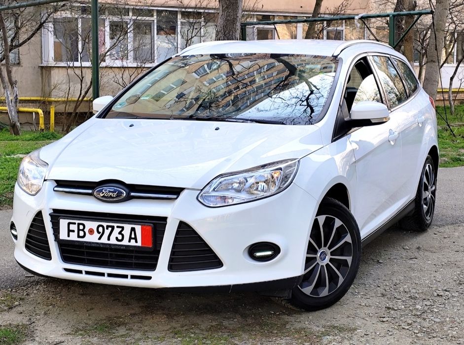 Ford Focus 1.6 benzină MPI, Navi, Cameră