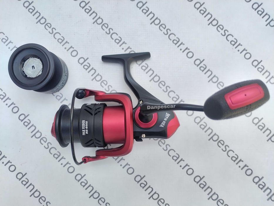 Mulineta WindbBlade FOLK Feeder RED RE6000 8 rulmenti tambur Long Cast