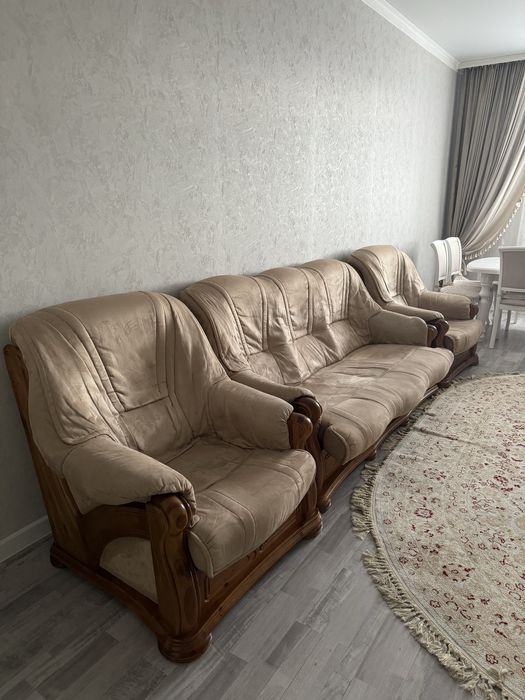 Диван и 2 кресла