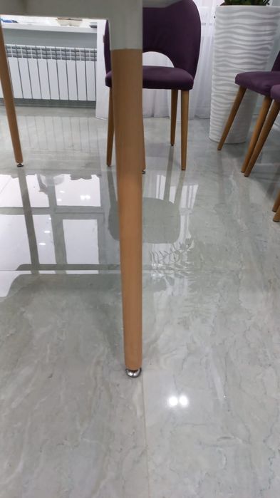 Продам стол белый(160 х 90 см)