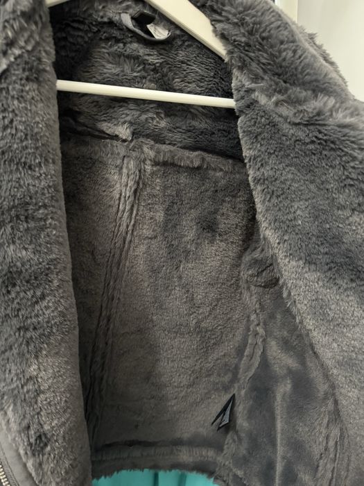 Cojoc/Haina blana artificiala H&M