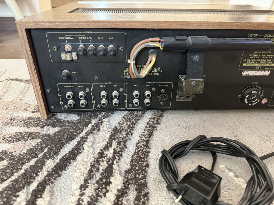 Pioneer SX-737 Качествен стерео ресивър