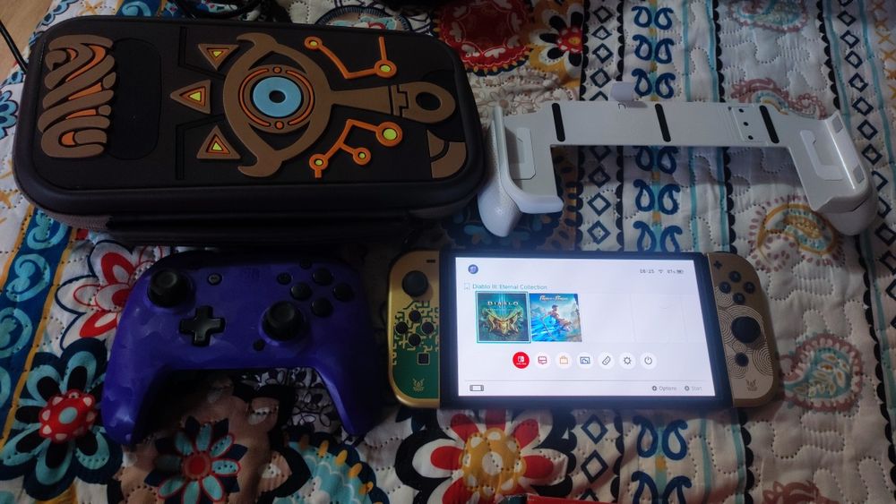Consola Nintendo Switch Oled foarte rara colectie  Zelda TOK Fortnite