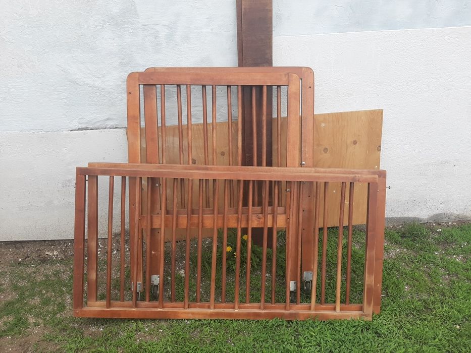 Продам детскую кроватку