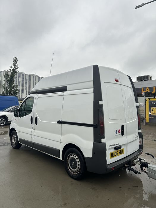 Vand/schimb Opel Vivaro 1.9 Renault Trafic 1.9 duba inalta  sau schimb