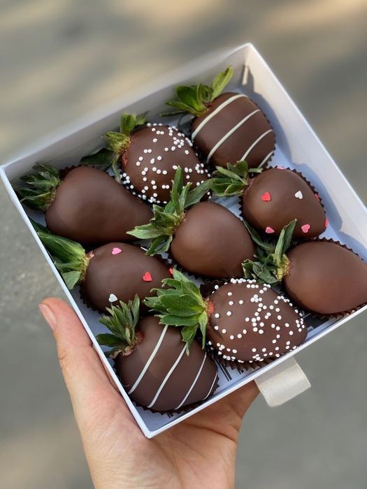 Клубничка в шоколаде