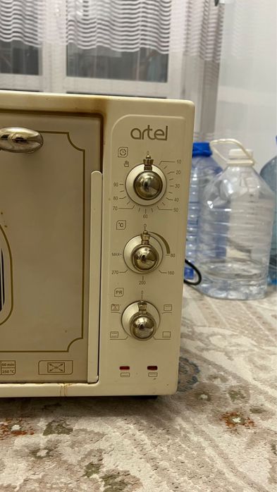 Продам духовю печь